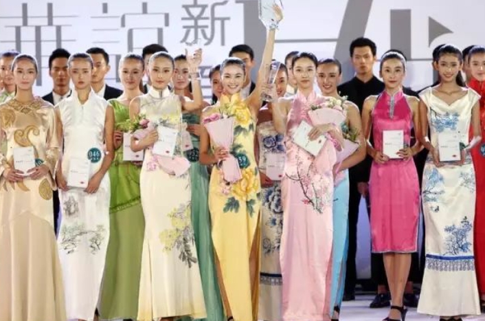 全國高端模特私人定制告訴你模特參加大賽如何建立良好的心態.jpg